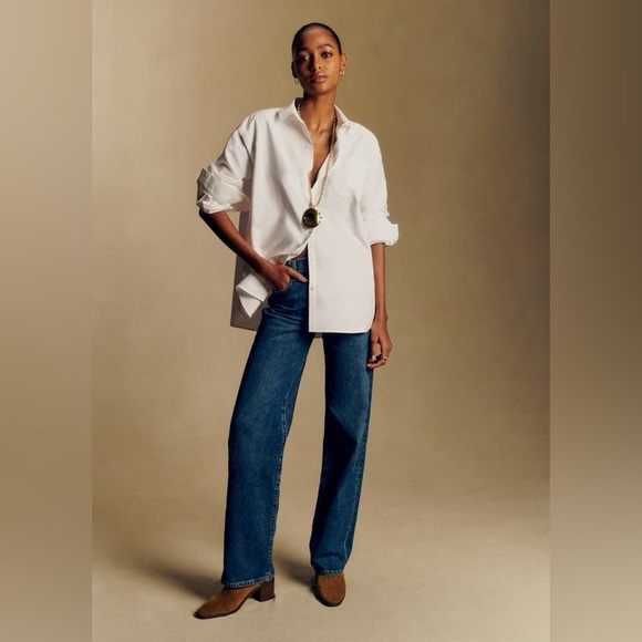 Sezane Max Shirt in Casual White - Picture 2 of 7